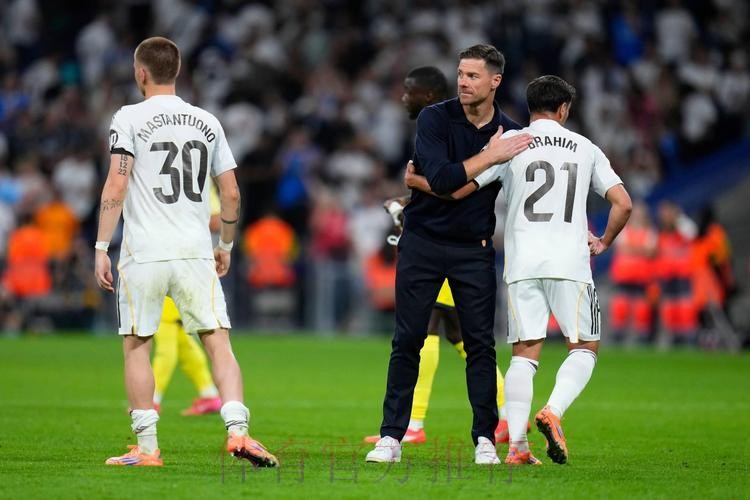 马卡：阿隆索明确告知迪亚斯 他仍不会获得首发